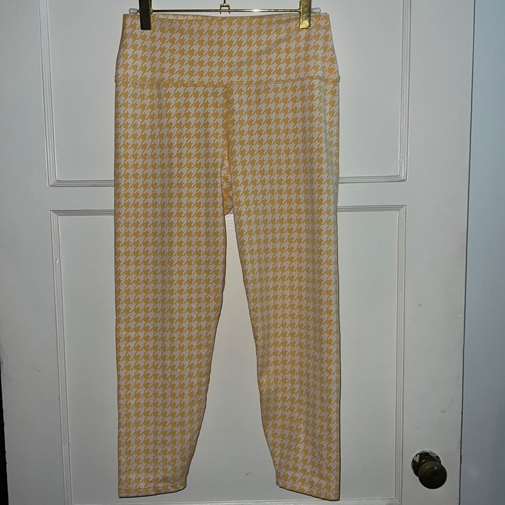 YELLOW HOUNDSTOOTH LEGGINGS
